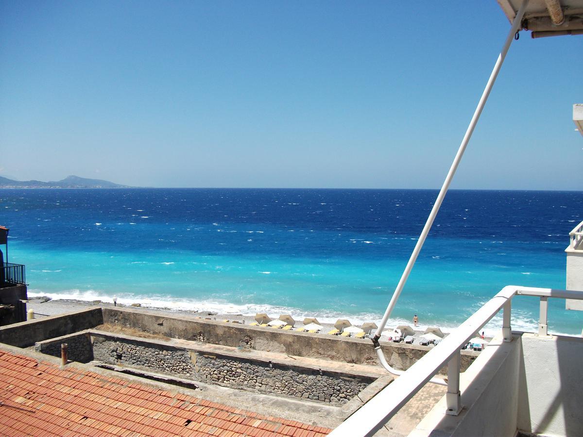 Apartamento A Unique Seaside View!!! Rhodes City Exterior foto